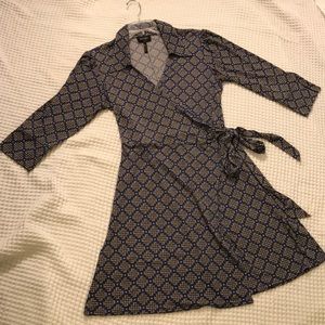 Laundry by Shelli Segal wrap dress